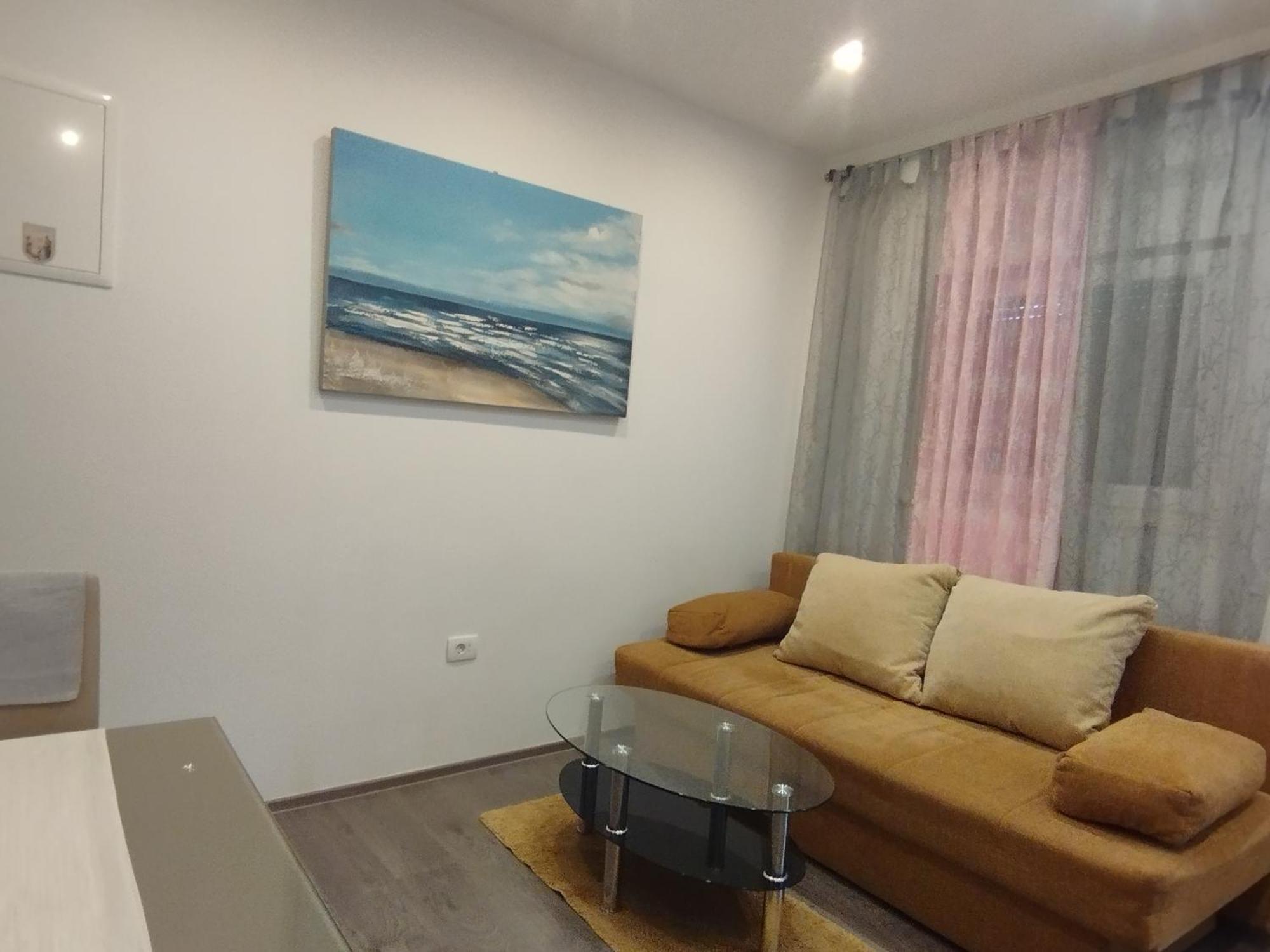 Appartamento Apartman Adriatic 2 Kaštela Esterno foto