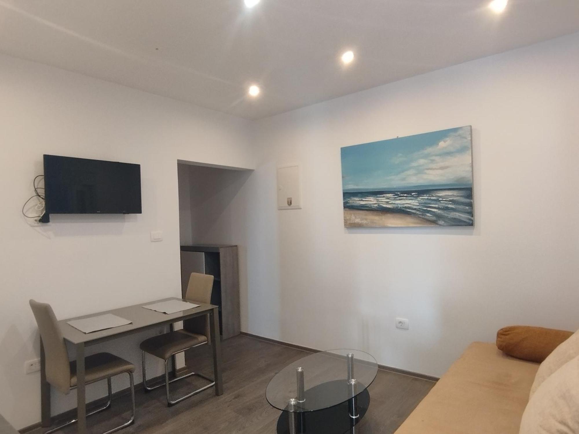 Appartamento Apartman Adriatic 2 Kaštela Esterno foto