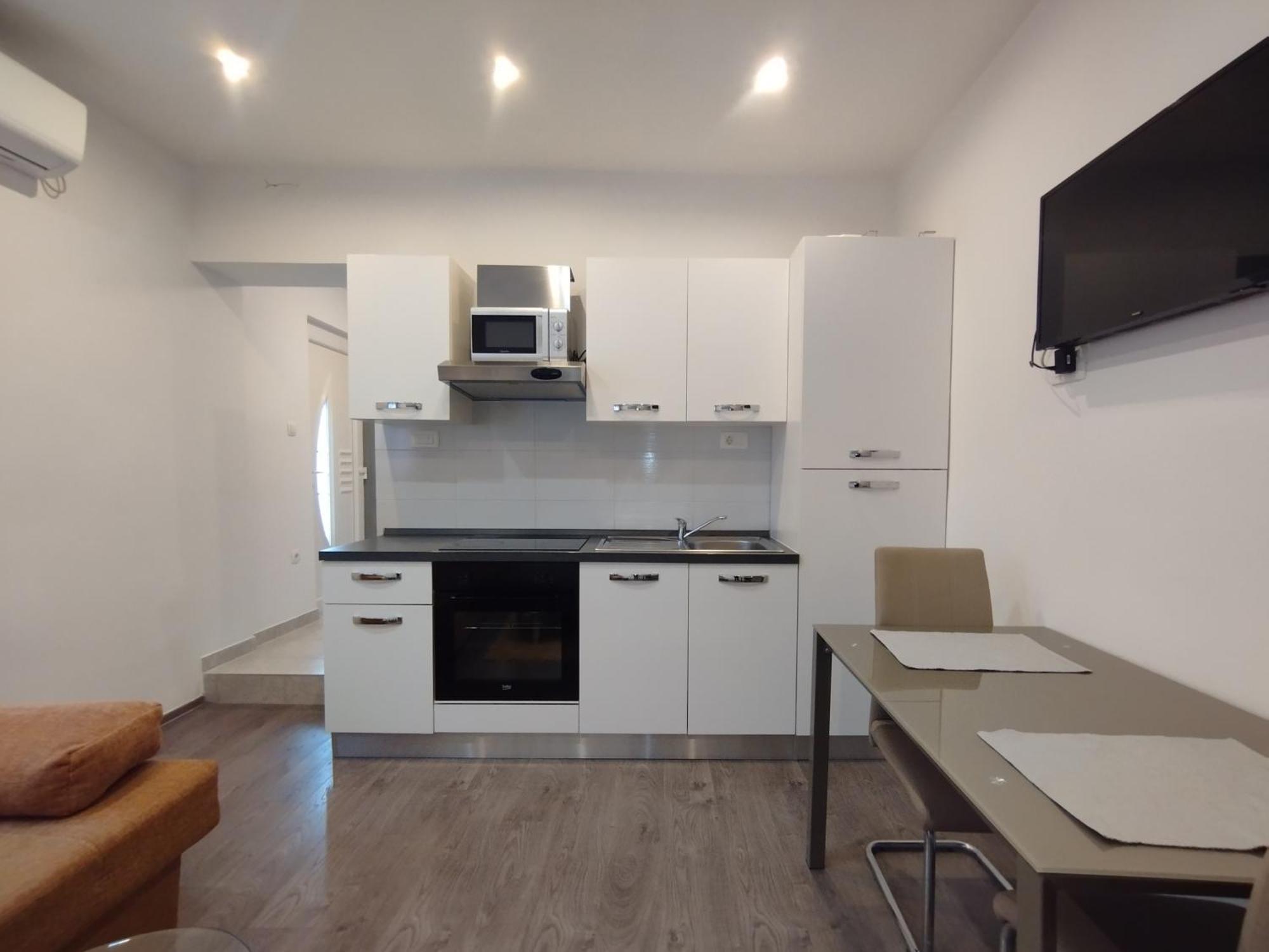 Appartamento Apartman Adriatic 2 Kaštela Esterno foto