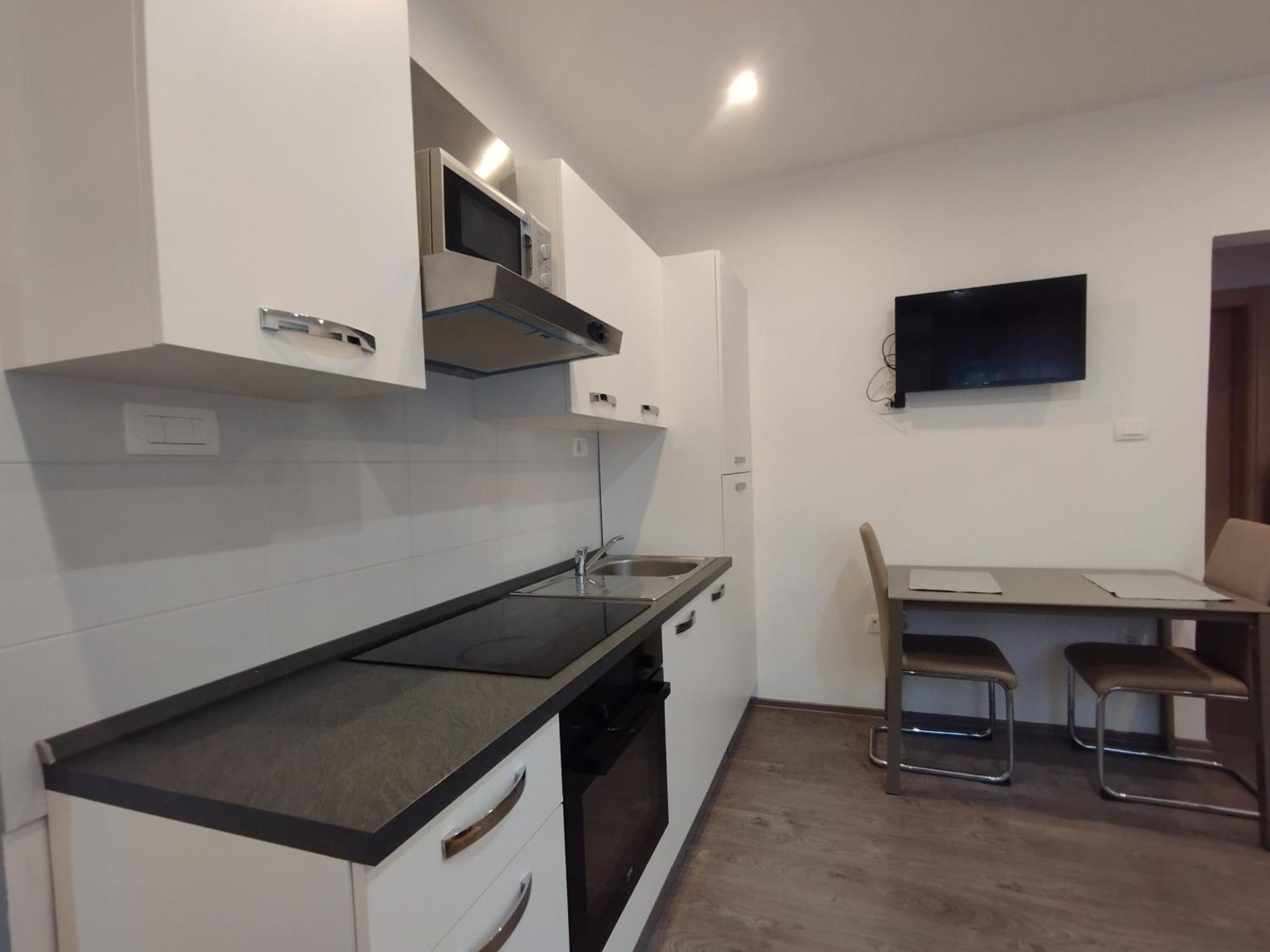 Appartamento Apartman Adriatic 2 Kaštela Esterno foto