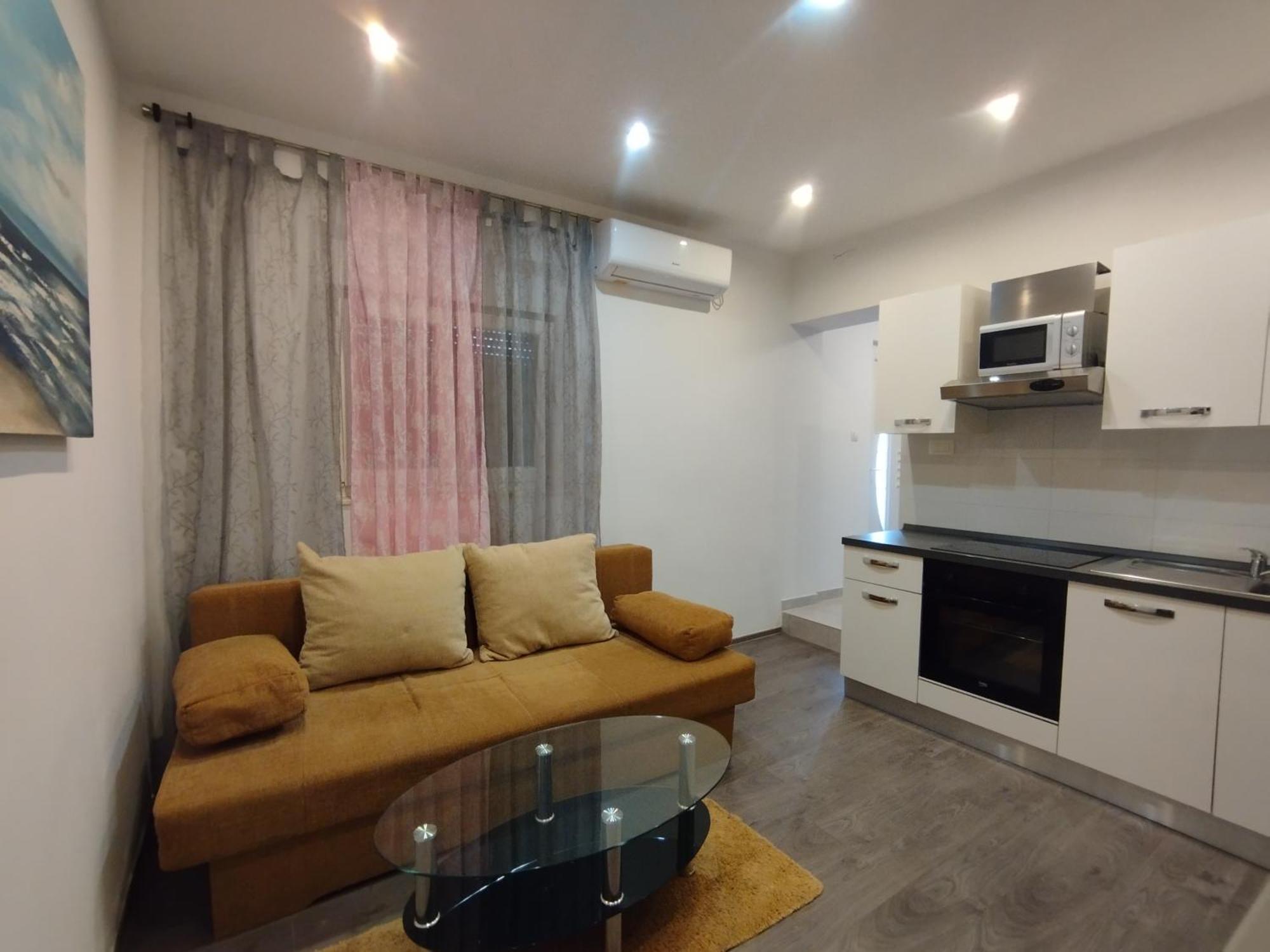 Appartamento Apartman Adriatic 2 Kaštela Esterno foto