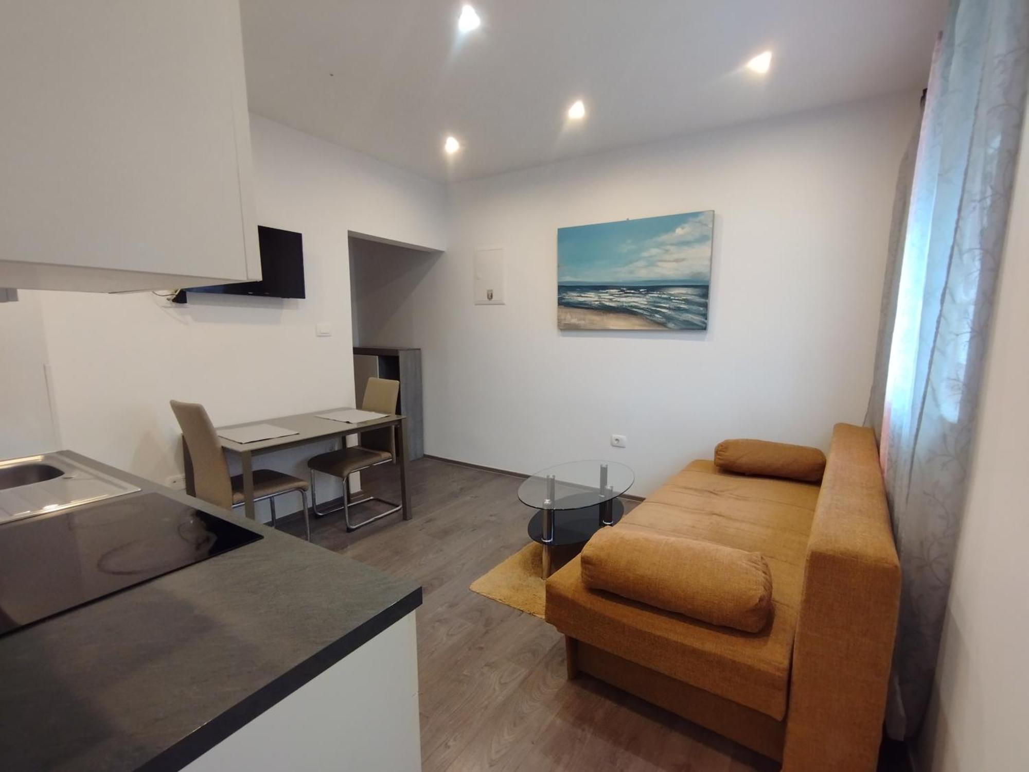 Appartamento Apartman Adriatic 2 Kaštela Esterno foto